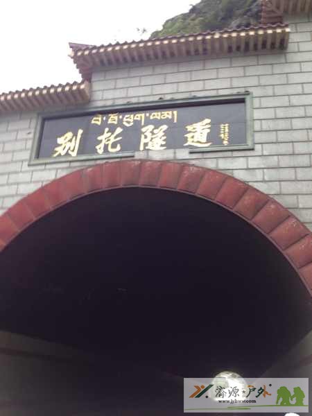 et63051021220943.jpg