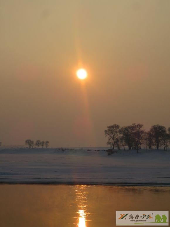 et70480818501825.jpg