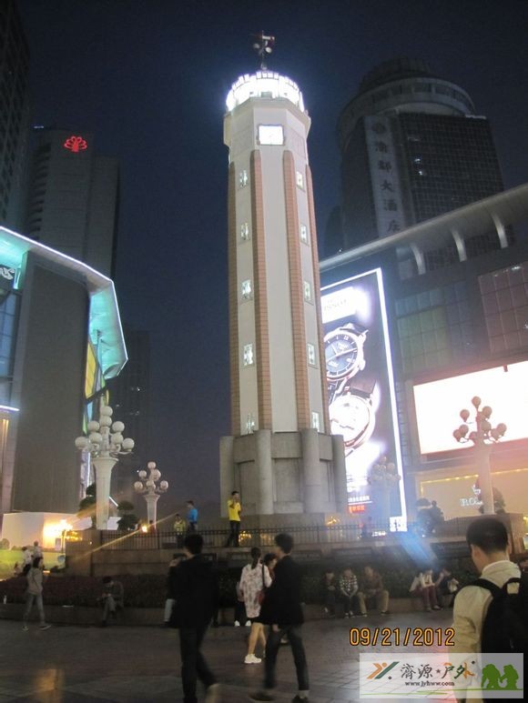 et70480818501827.jpg