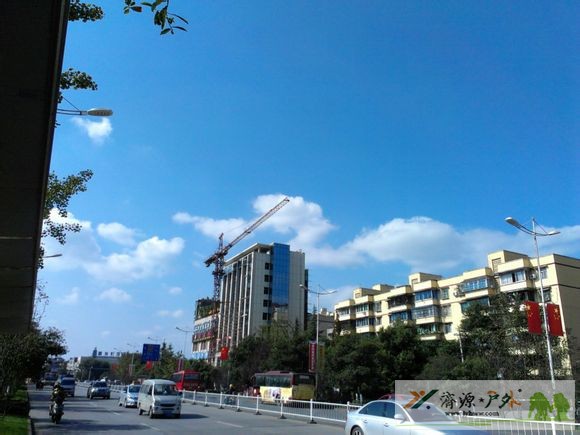 et71001120245042.jpg