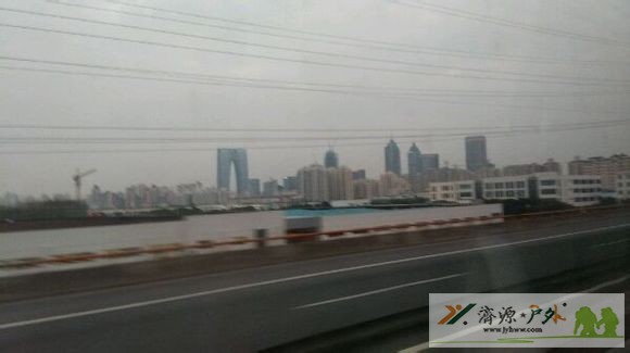 et75910921484027.jpg
