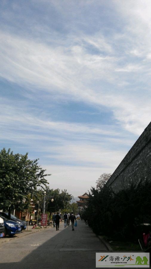 et79523019210718.jpg