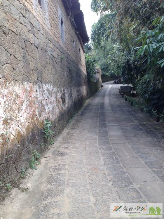 et81771514265632.jpg